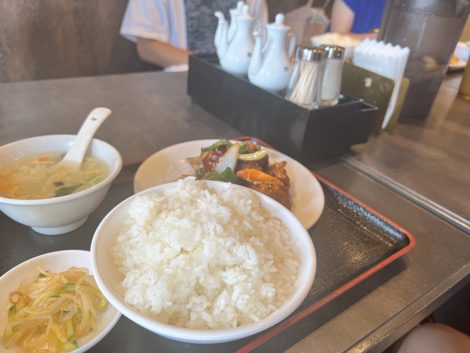 中華料理屋でいただいた定食